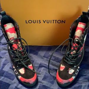 Louis Vuitton overcloud leather lace boots